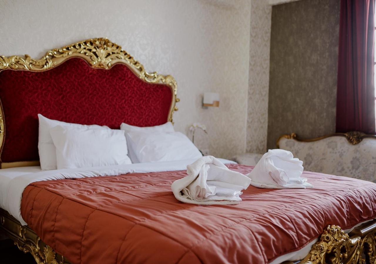 Roh Suites Athene Buitenkant foto